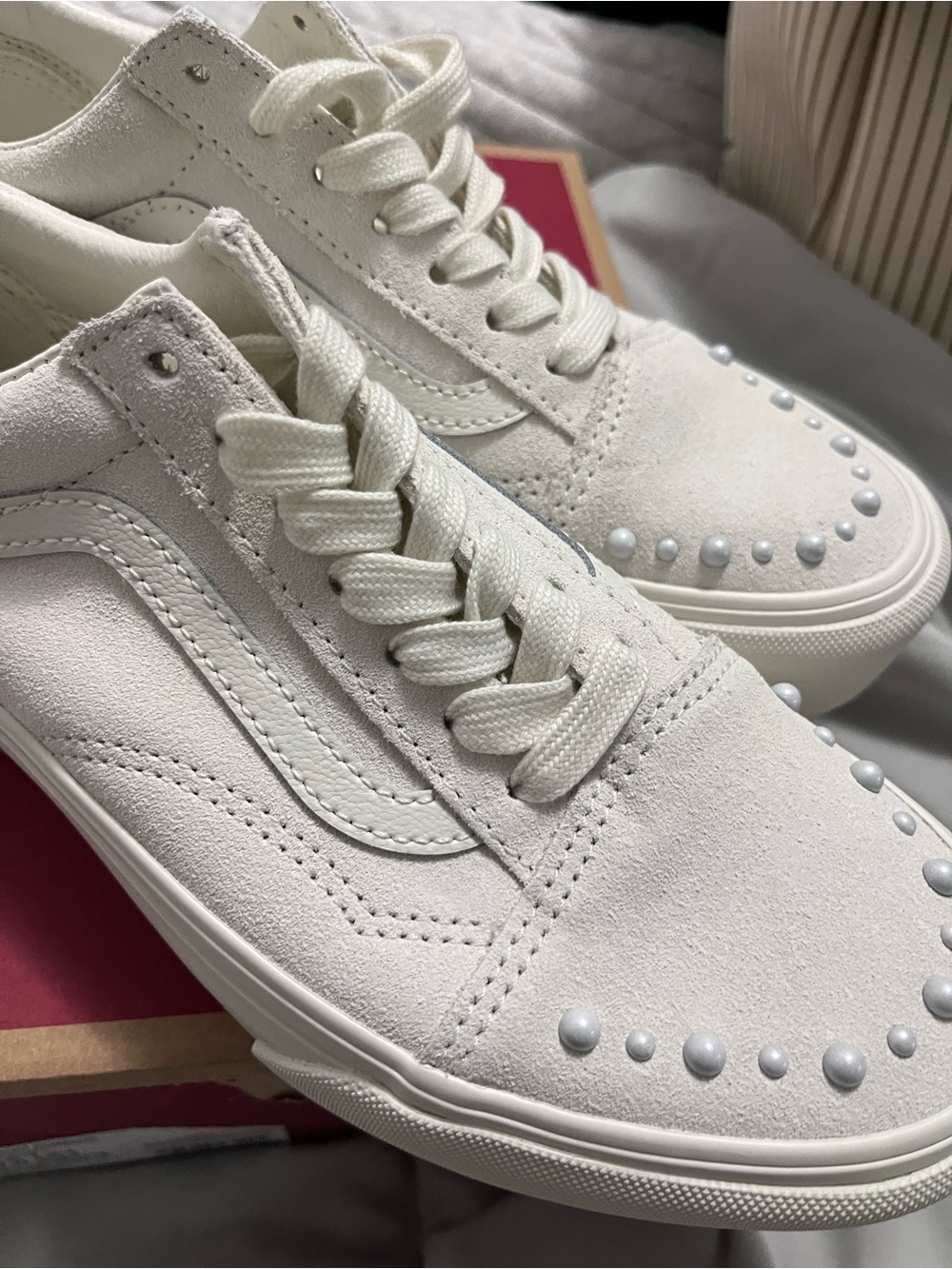 White suede Platform Lace-Up Women's Sneakers Vans - Picture 5 of 8